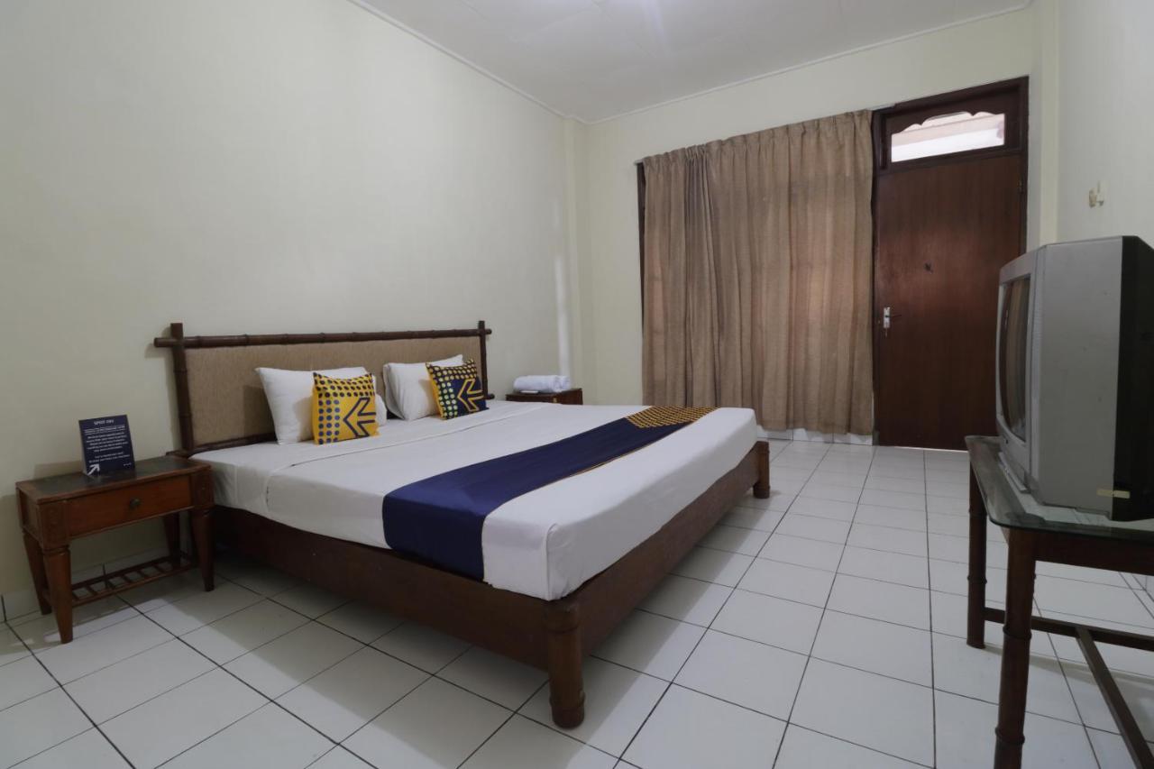 Spot On 2426 Hotel Aget Jaya II Denpasar  Exterior photo